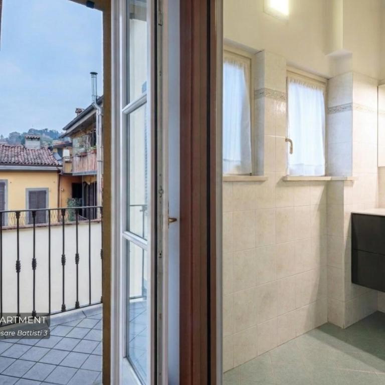 REGO APARTMENTS SAN TOMASO - Boutique Aparthotel with some off-site apartments in a Charming Historic District close to Upper Town - Apartment mit 2 Schlafzimmern und Balkon – Via Cesare Battisti Nr. 3 - 6