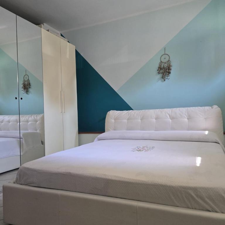 Elegant Sanremo Apartment Near Historic Centre Italian Riviera - Apartment mit 2 Schlafzimmern - 1
