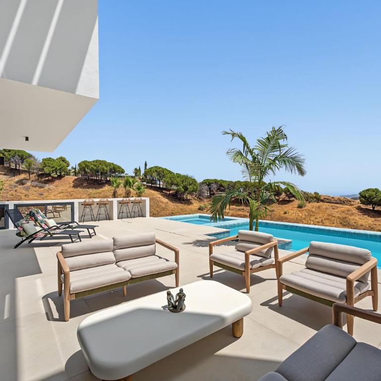 Brand new luxury villa near the picturesque village of Mijas Pueblo - Villa - 32