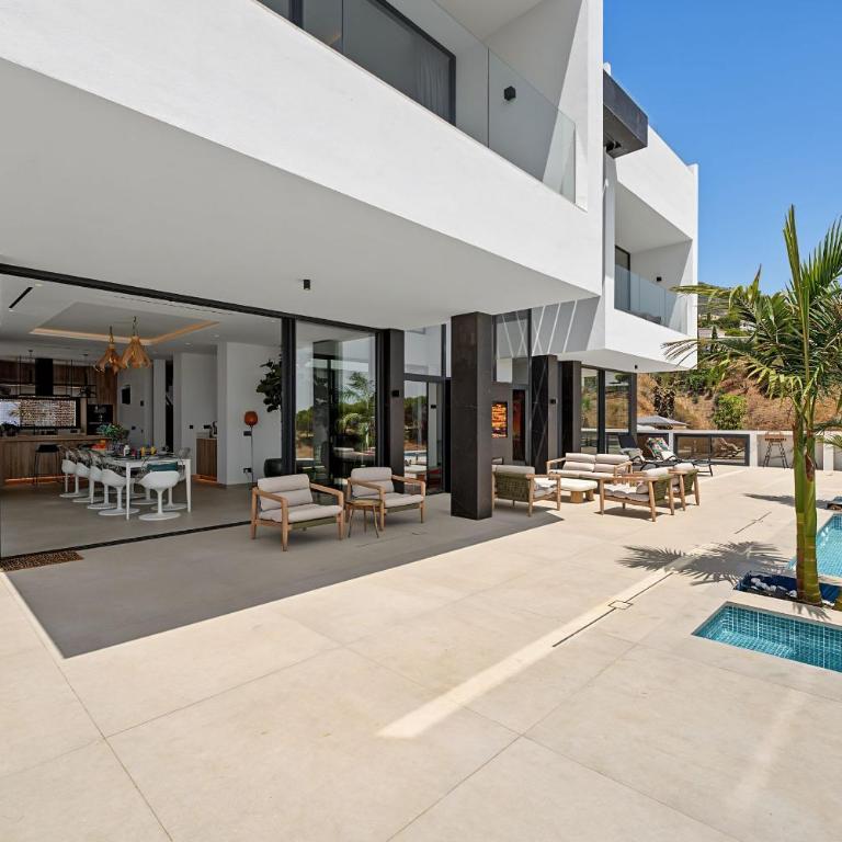 Brand new luxury villa near the picturesque village of Mijas Pueblo - Villa - 33