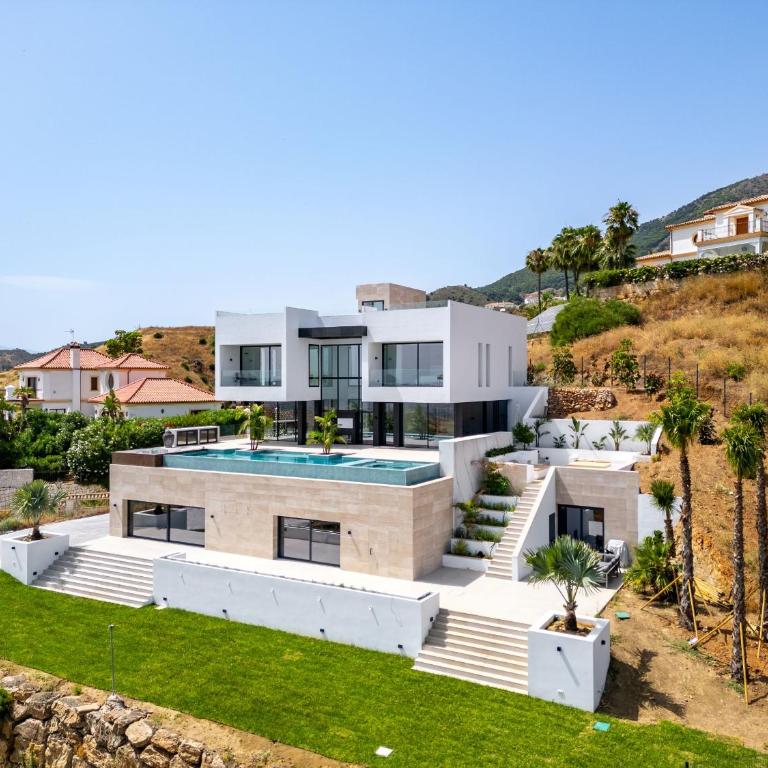 Brand new luxury villa near the picturesque village of Mijas Pueblo - Villa - 49
