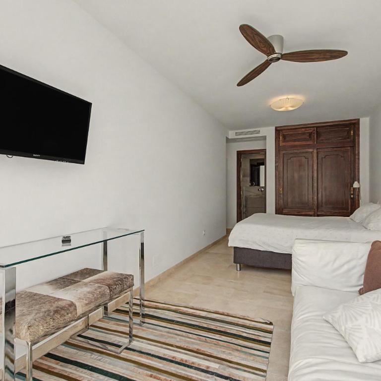Unique first line apartment - Apartamento Premium de 3 dormitorios con balcón - 18