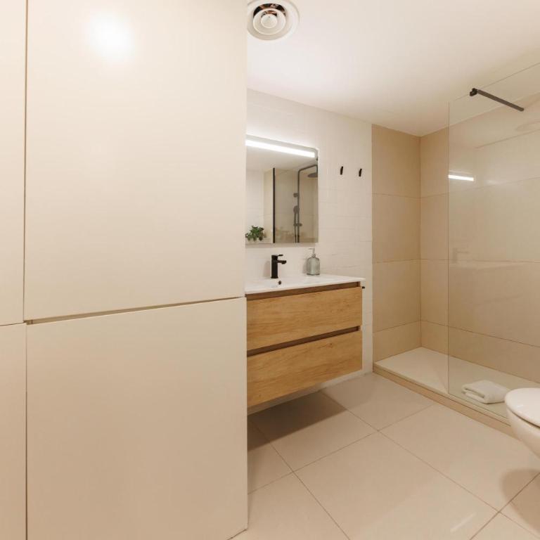 Bravissimo Galligants, Monthly Apartment with parking - Apartamento de 2 dormitorios - 30