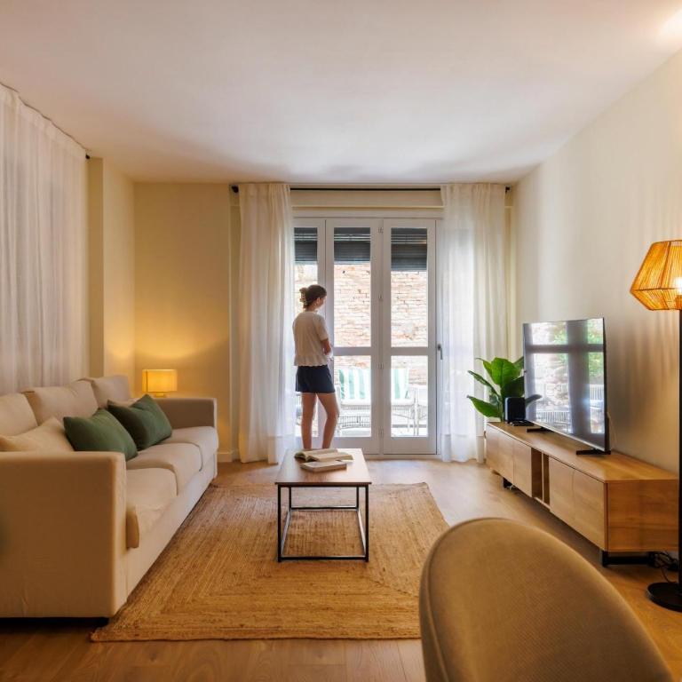 Bravissimo Galligants, Monthly Apartment with parking - Apartamento de 2 dormitorios - 2