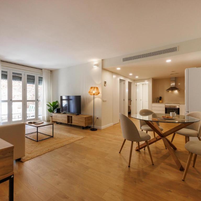 Bravissimo Galligants, Monthly Apartment with parking - Apartamento de 2 dormitorios - 20