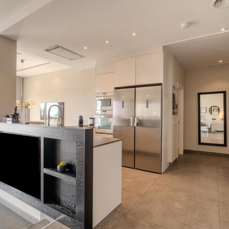 Rg133 - Spacious 3 Bed Apartment In Prime Location - Apartamento de 3 dormitorios con balcón - 13