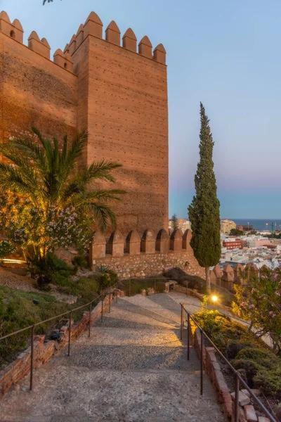 Luzan home by Expoholidays - Apartment - 30