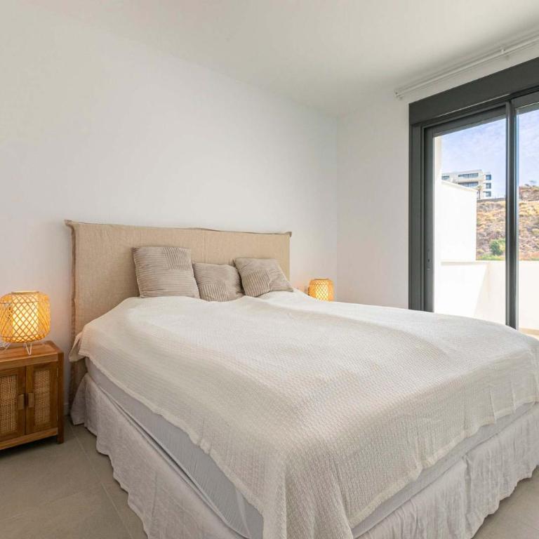 Modern 3-Bed Boho Retreat for a Stylish Escape - Apartment - 9