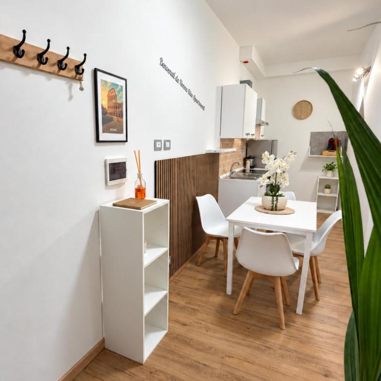 NONNA ELISA I Apartment - Cozy & quiet stay, comfortable home in a peaceful residential area, near Battistini Metro A, easy Vatican access & direct connection to Rome city centre - Two-Bedroom Deluxe Apartment - 41