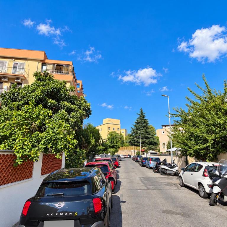 NONNA ELISA I Apartment - Cozy & quiet stay, comfortable home in a peaceful residential area, near Battistini Metro A, easy Vatican access & direct connection to Rome city centre - Two-Bedroom Deluxe Apartment - 21