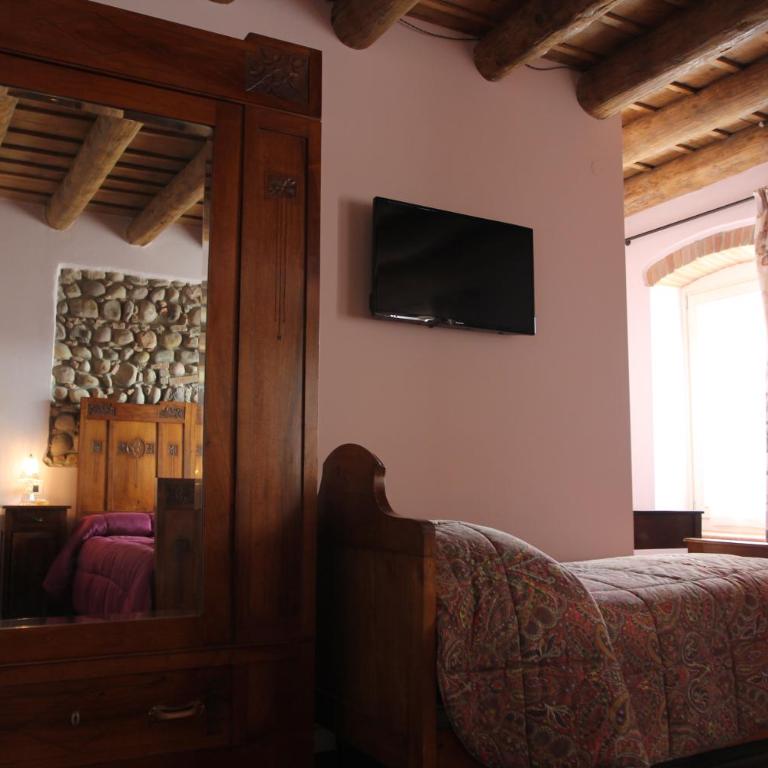 Relais Corte Sant' Agata B&B - Camera Tripla con Bagno Privato - 4