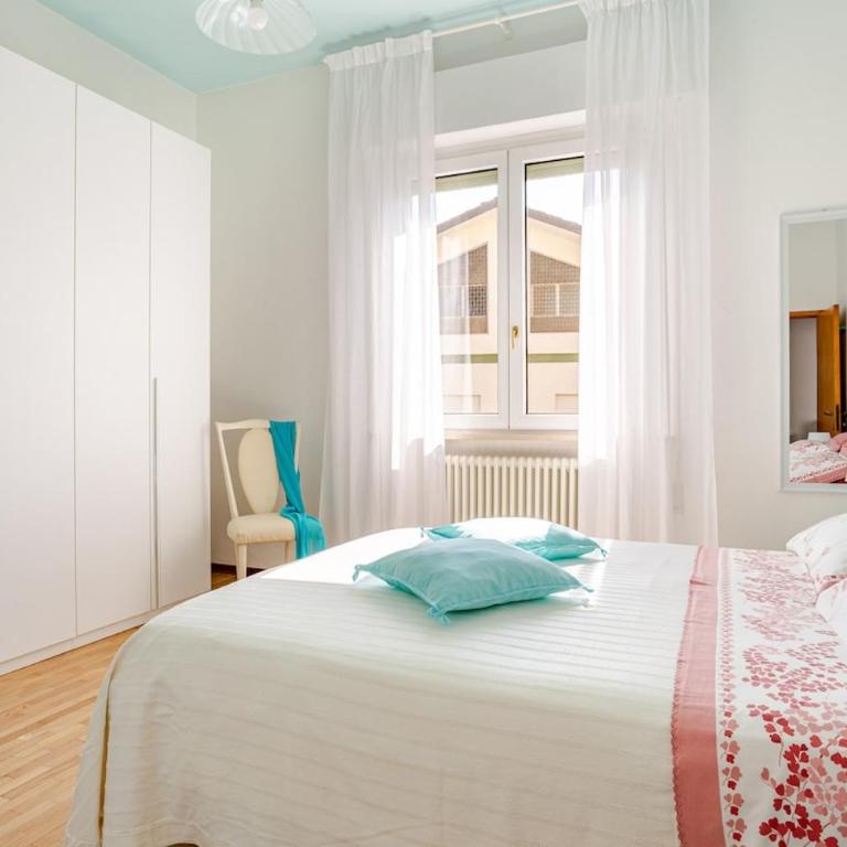 Ampio, luminoso e tranquillo, vicino al centro storico - Appartamento con 2 Camere da Letto - 3