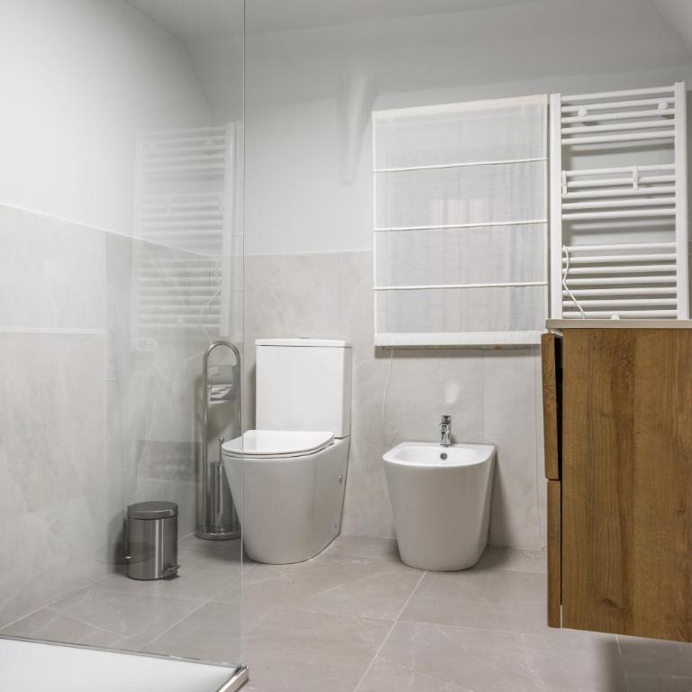 Soleil Rooms - Quadruple Room with Shower - 10