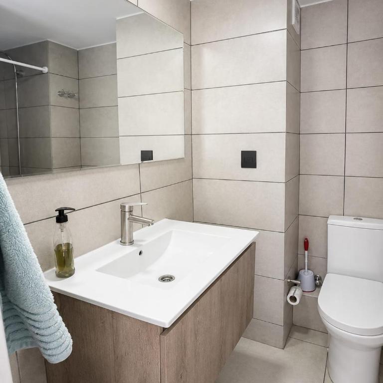 Dpto Cerca METRO Movistar Arena Club Hípico Barrio Universitario -302 - Apartamento de 1 dormitorio - 14