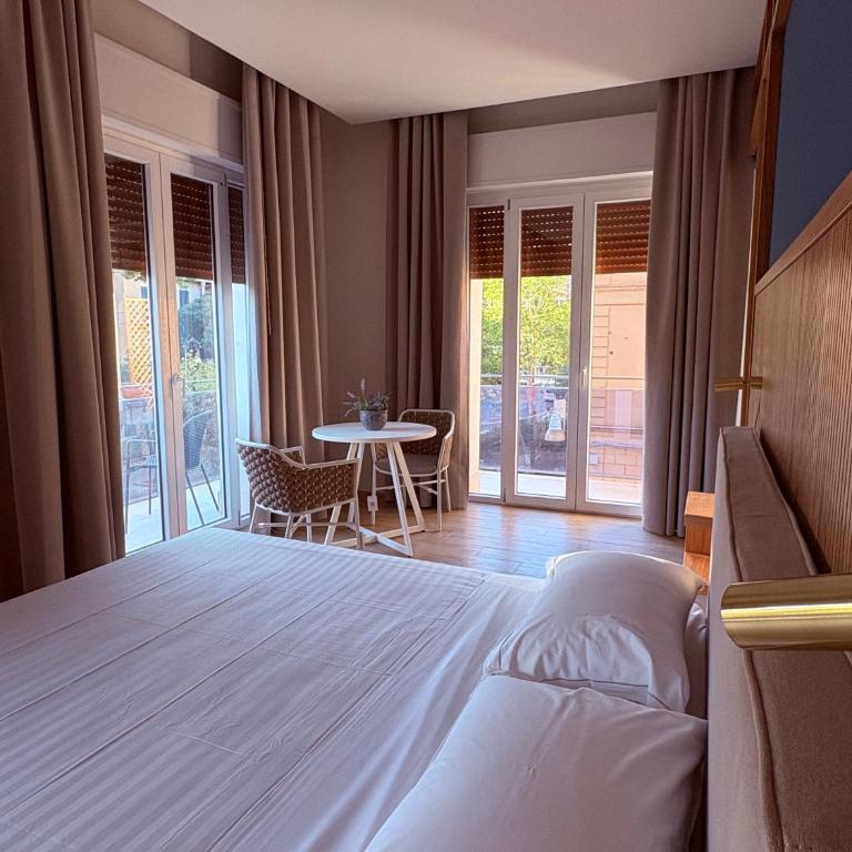 Liberty Avenue Suites - Deluxe Suite mit Whirlpool-Badewanne - 4