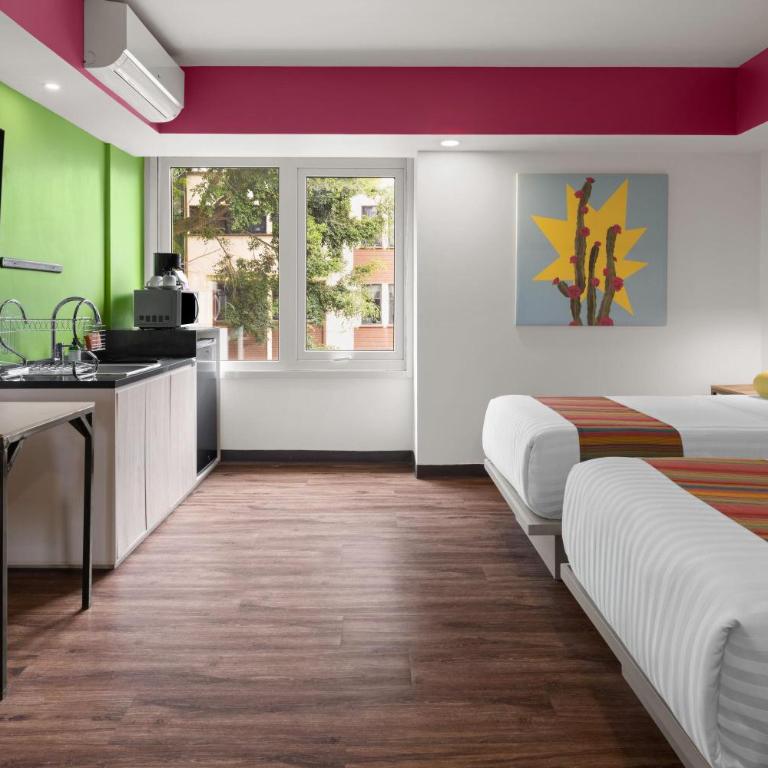 Hotel VIVE MX cuauhtémoc CDMX, Trademark by Wyndham - Family Suite with Two Twin Beds - Non-Smoking - 5