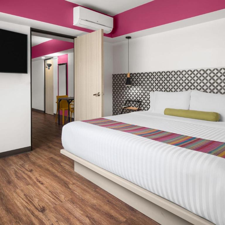 Hotel VIVE MX cuauhtémoc CDMX, Trademark by Wyndham - Superior King Suite with Sofa Bed - Non-Smoking - 6