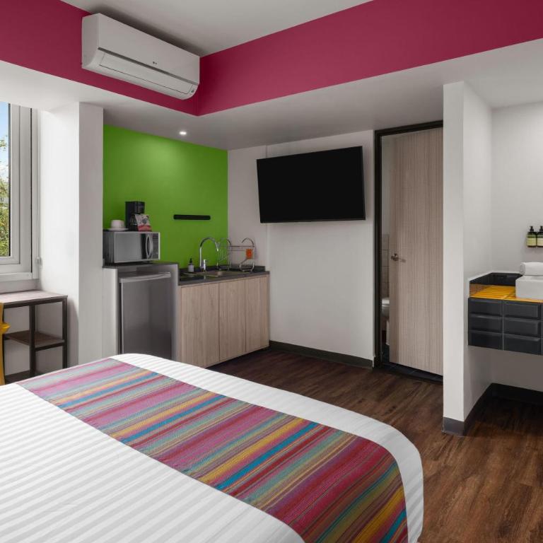 Hotel VIVE MX cuauhtémoc CDMX, Trademark by Wyndham - Queen Suite - Non-Smoking - 2