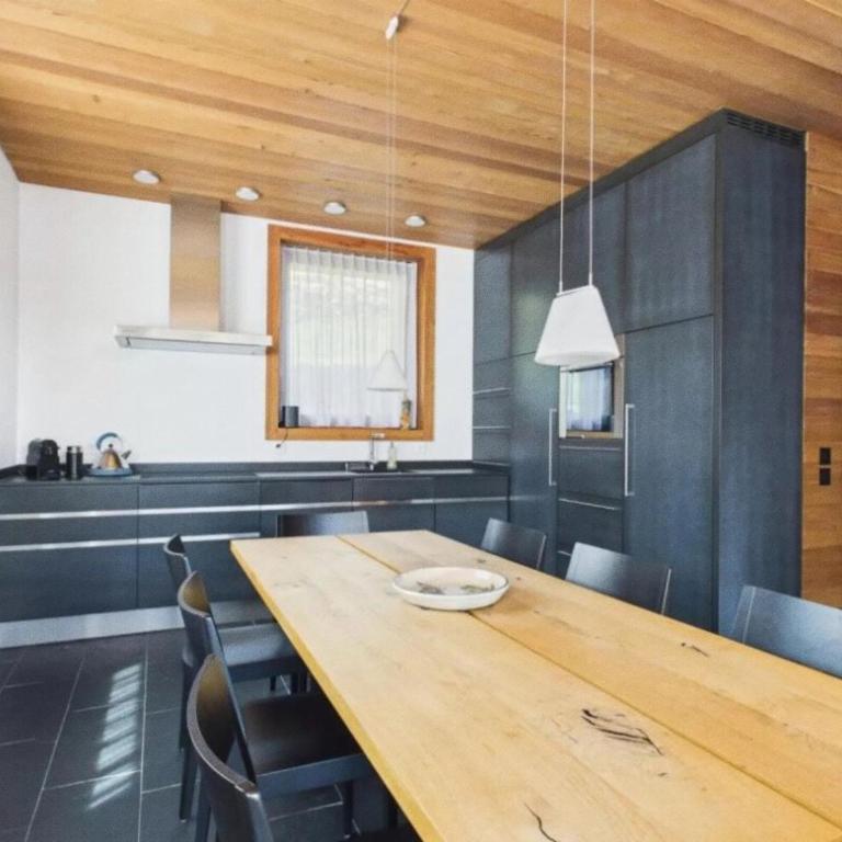 Modernes Ferienhaus für einen erholsamen Aufenthalt - Two-Bedroom Chalet - 14