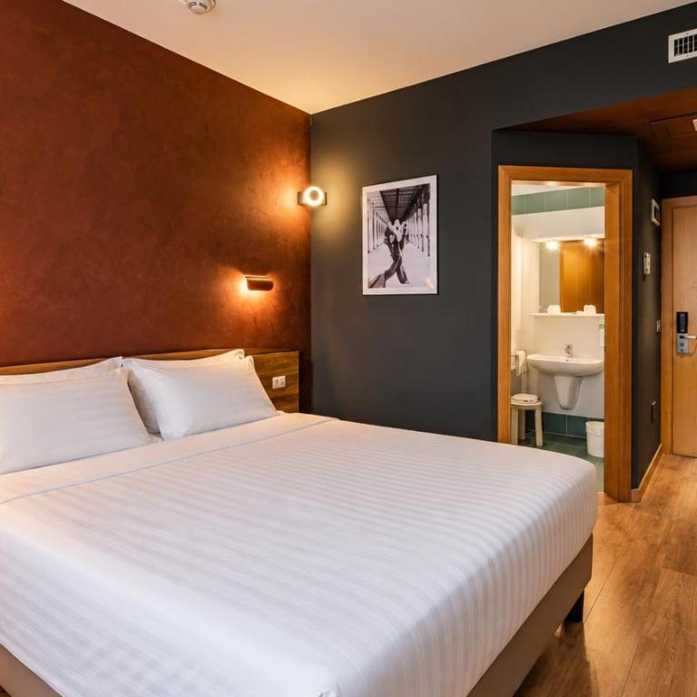 Tulip Inn Padova - Camera King Superior - 1