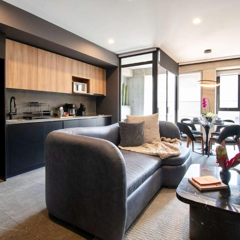 Modern Loft with Balcony and Iconic View - Apartment mit 1 Schlafzimmer - 1