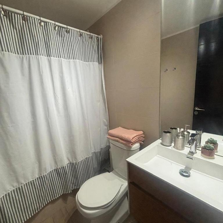 4 ,Costado Clinica las Condes,3 Personas - One-Bedroom Apartment - 4