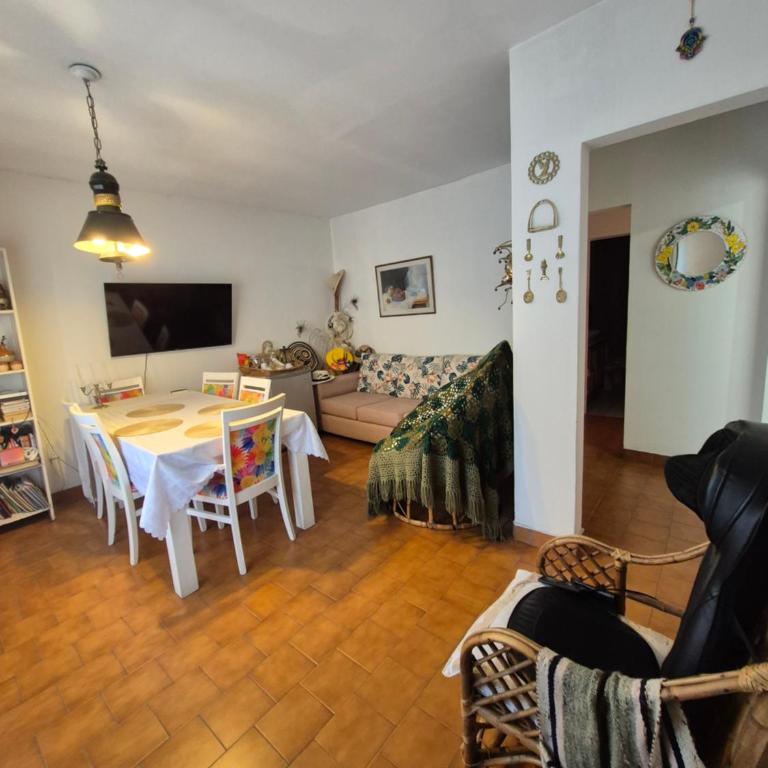 Nel's Casa Hostel A 15 minutos de Aeropuerto Ezeiza - Casa de 2 dormitorios - 28