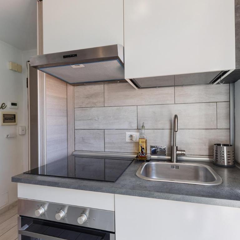 Gianicolo Wonder Terrace - Appartamento Superior con 1 Camera da Letto e Balcone - 12