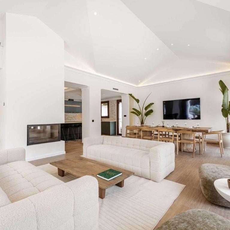 Villa Marbesa I Beach Pool Gym Cinema Outdoor BBQ Parking - Villa - 4