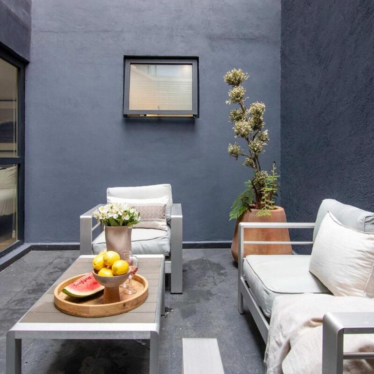 Home in La Condesa, 3 beds and 3 bathrooms, Sleeps 6 - Apartment mit 3 Schlafzimmern - 65