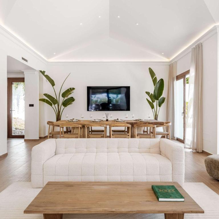 Villa Marbesa I Beach Pool Gym Cinema Outdoor BBQ Parking - Villa - 30