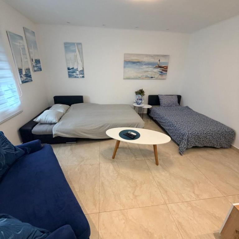 Apartment Indigo - Apartman sa 2 Spavaće Sobe i Terasom - 11