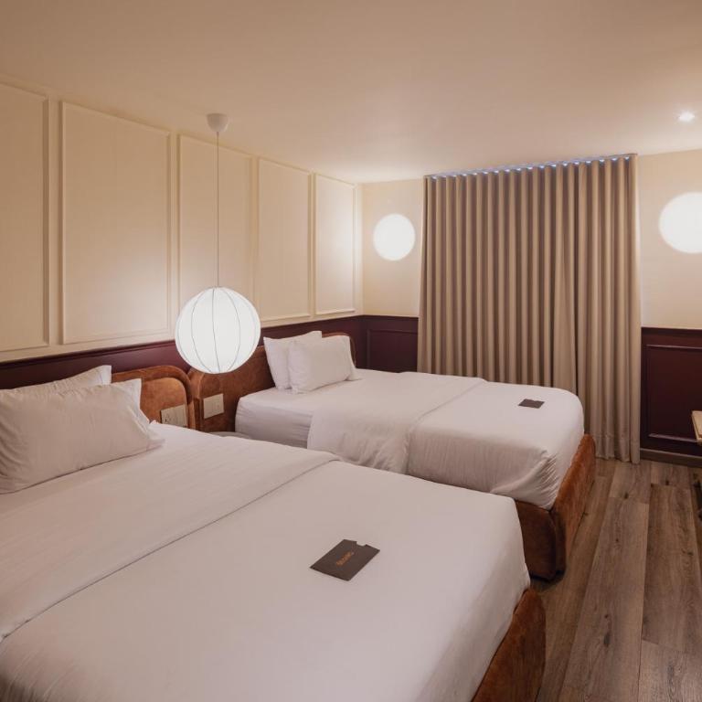 Hotel Belisario - Superior Double Room with Two Double Beds - 17