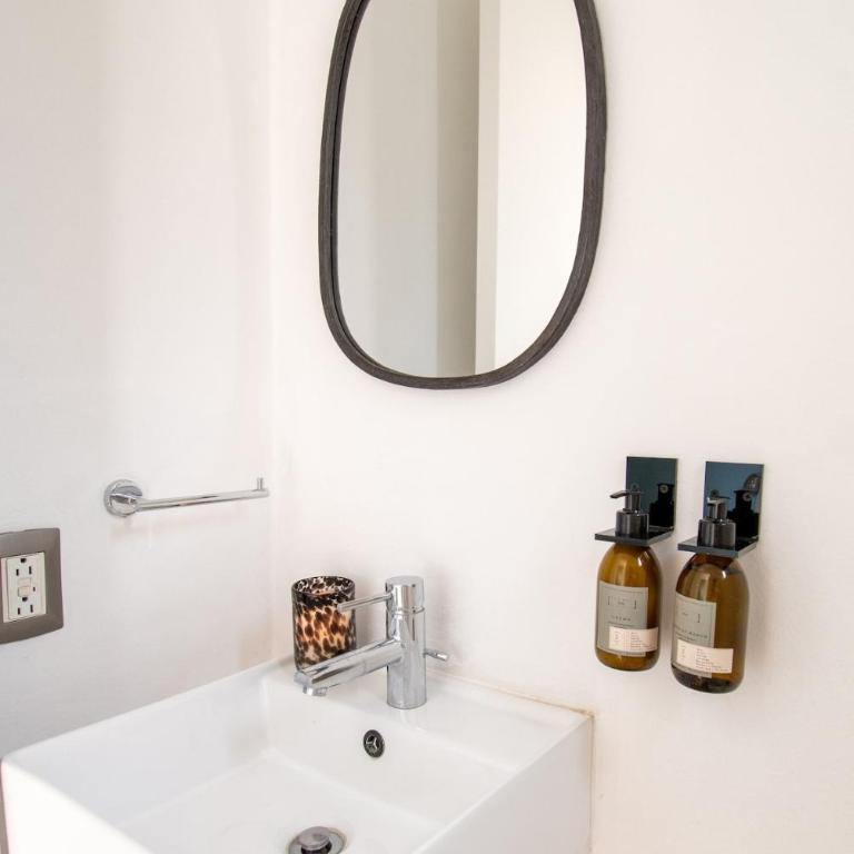 Casa Ha A Soulful 7Br Home w Rooftop, Condesa - Apartment - 82