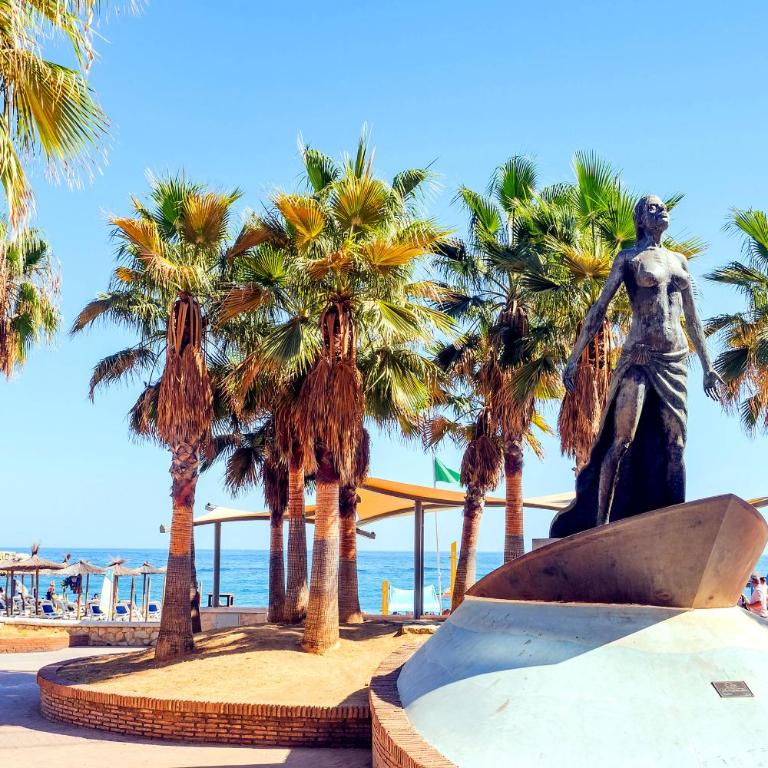 Cubo's Apartment Front Line Beach Fuengirola - Apartamento - 2