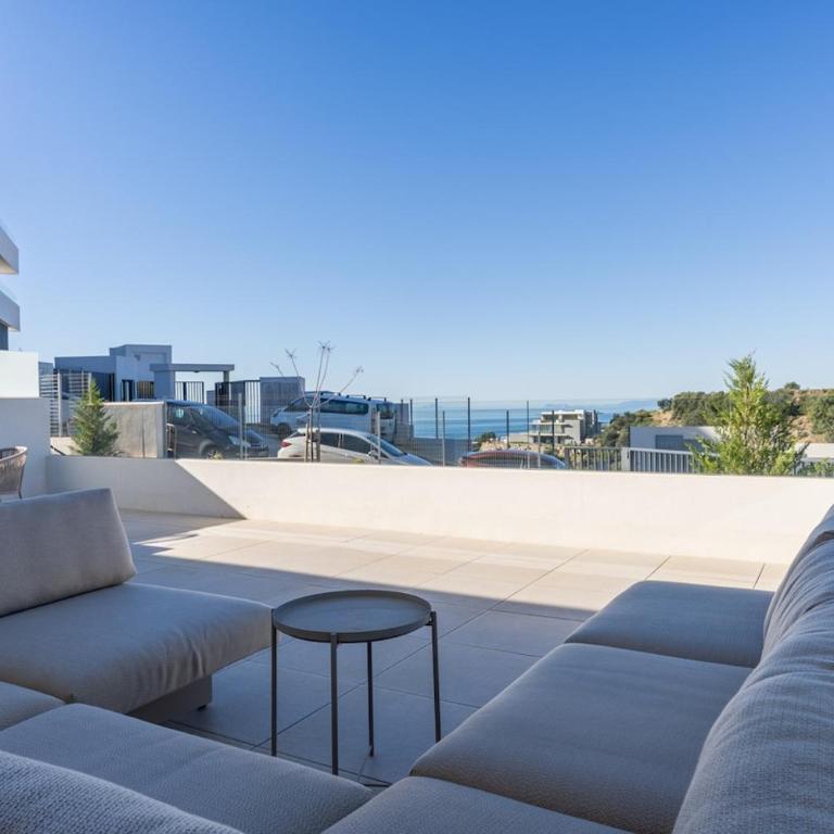 Med Blue by Time& Home - Appartamento con Terrazza - 1