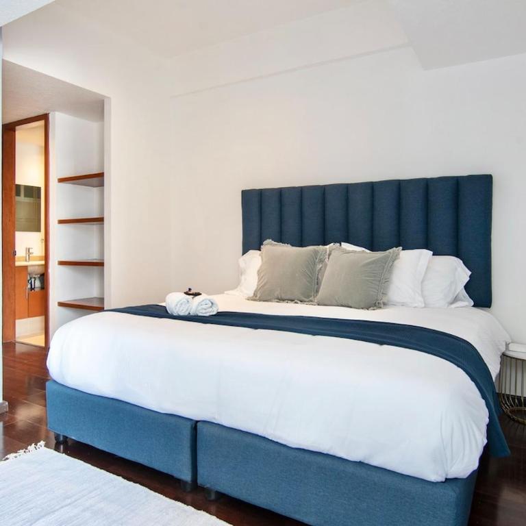 Formidable appartment 3bed/2bath - Three-Bedroom Apartment - 11