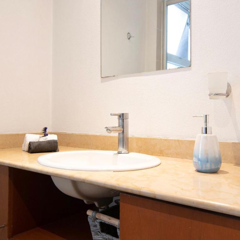 Formidable appartment 3bed/2bath - Three-Bedroom Apartment - 21