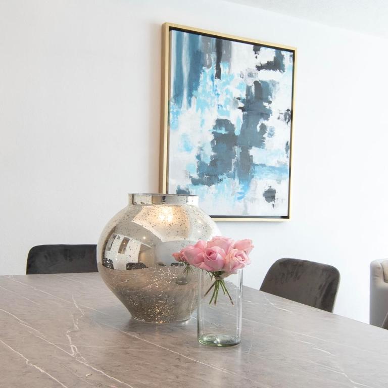 Formidable appartment 3bed/2bath - Three-Bedroom Apartment - 62