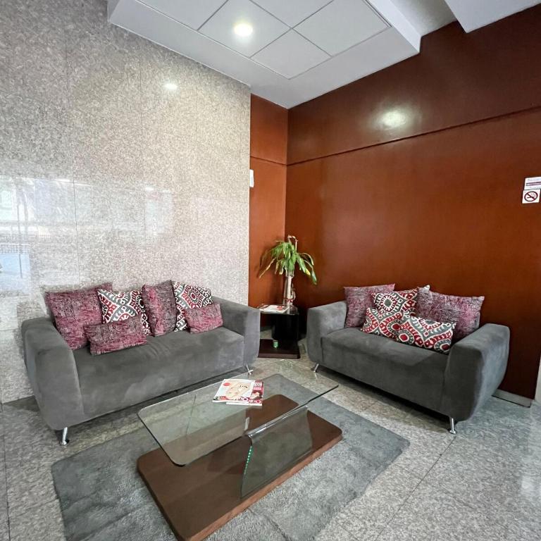 Formidable appartment 3bed/2bath - Three-Bedroom Apartment - 63