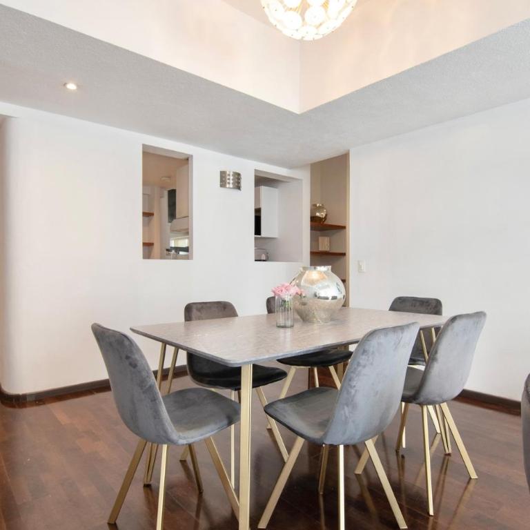 Formidable appartment 3bed/2bath - Three-Bedroom Apartment - 65