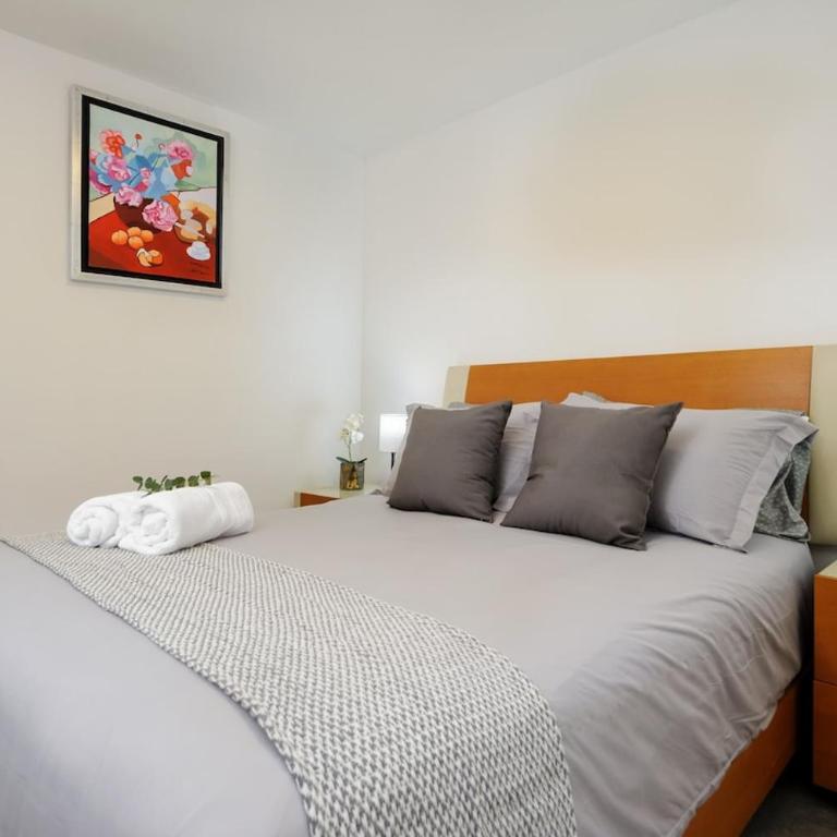 WTC 1 block away - Total comfort - One-Bedroom Apartment - 24