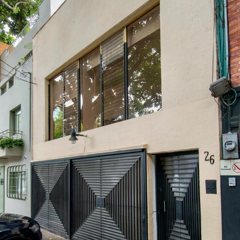 Peace and Comfort, Spacious House for 16 plus Guests - Apartment - 9