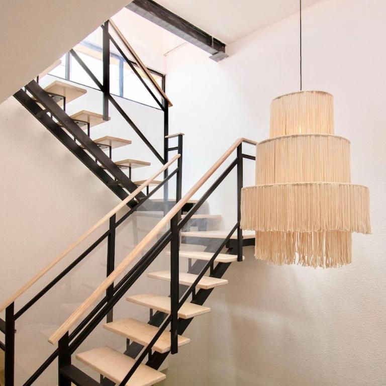 Peace and Comfort, Spacious House for 16 plus Guests - Apartment - 40