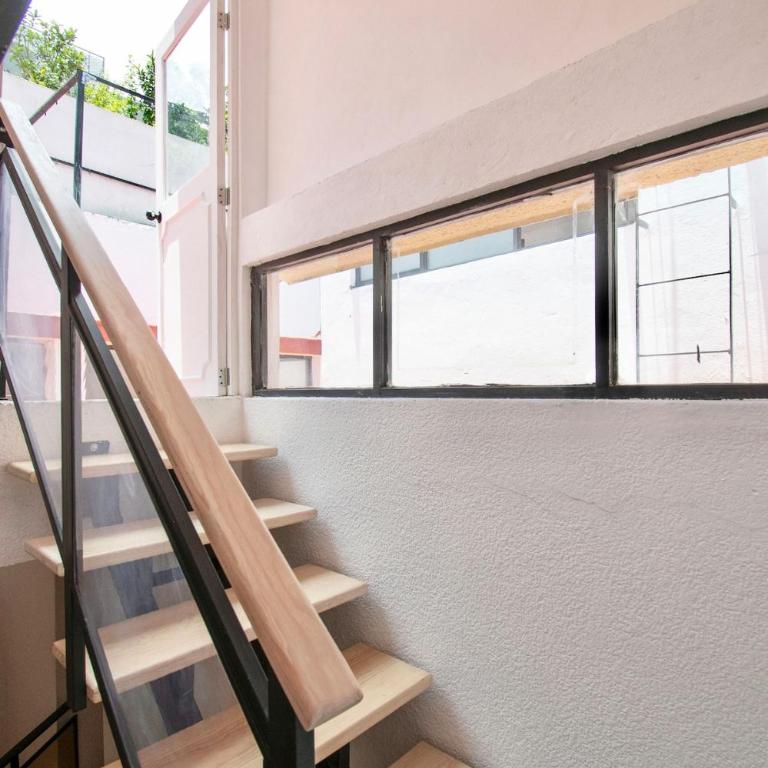 Peace and Comfort, Spacious House for 16 plus Guests - Apartment - 39