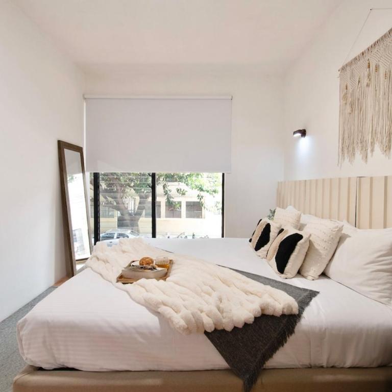Peace and Comfort, Spacious House for 16 plus Guests - Apartment - 44