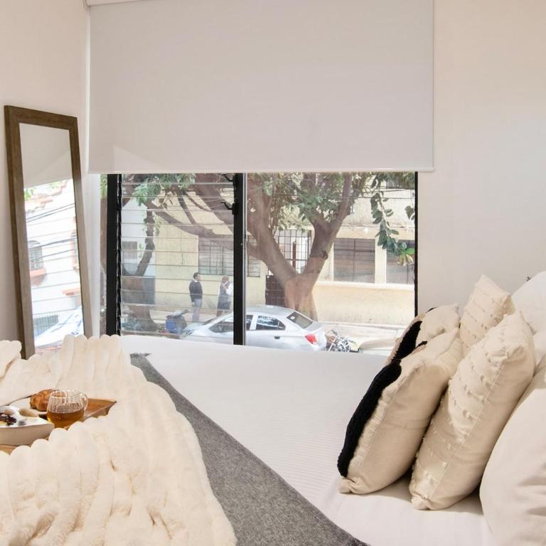 Peace and Comfort, Spacious House for 16 plus Guests - Apartment - 51
