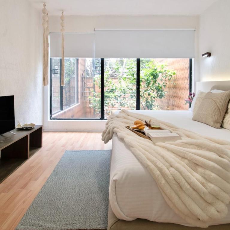 Peace and Comfort, Spacious House for 16 plus Guests - Apartment - 77