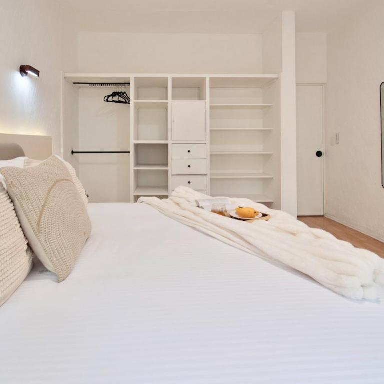 Peace and Comfort, Spacious House for 16 plus Guests - Apartment - 82