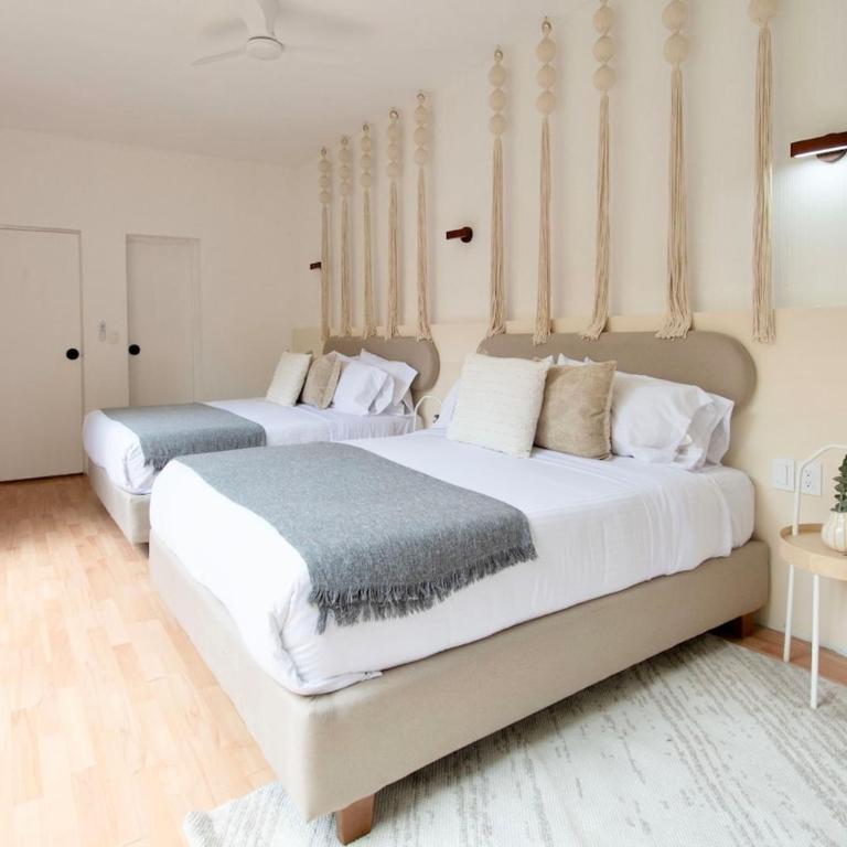 Peace and Comfort, Spacious House for 16 plus Guests - Apartment - 87